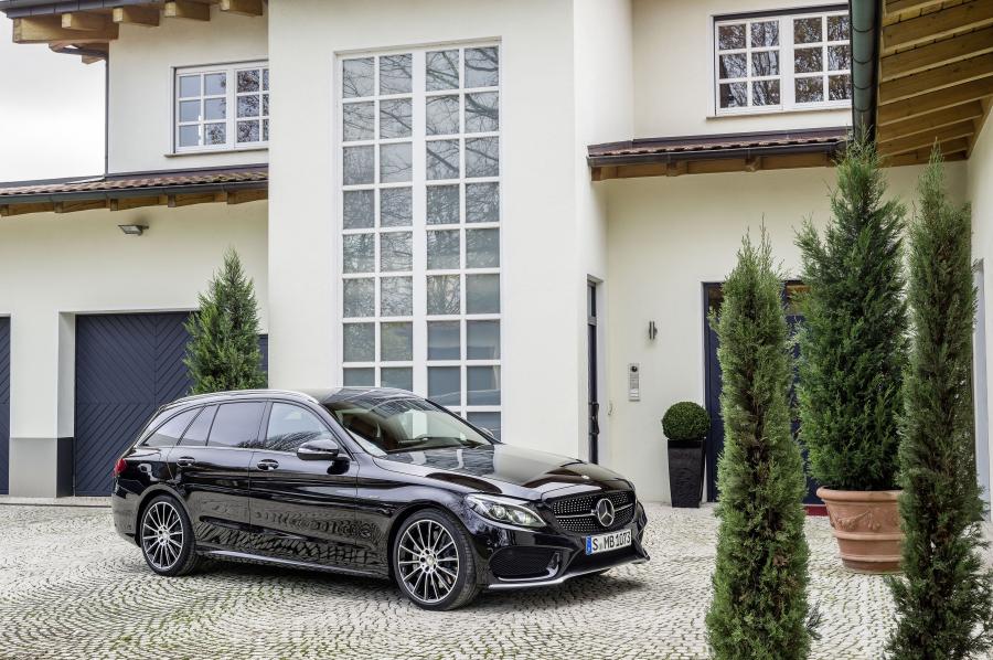  Mercedes-Benz C450 AMG Sport Estate 2015 года  (фото 3 из 27)